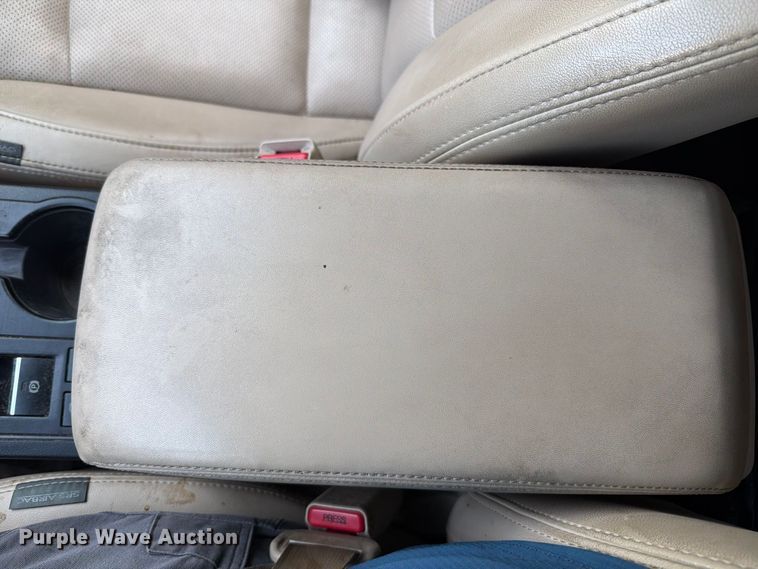 image for item FT6350 2015 Subaru Outback SUV
