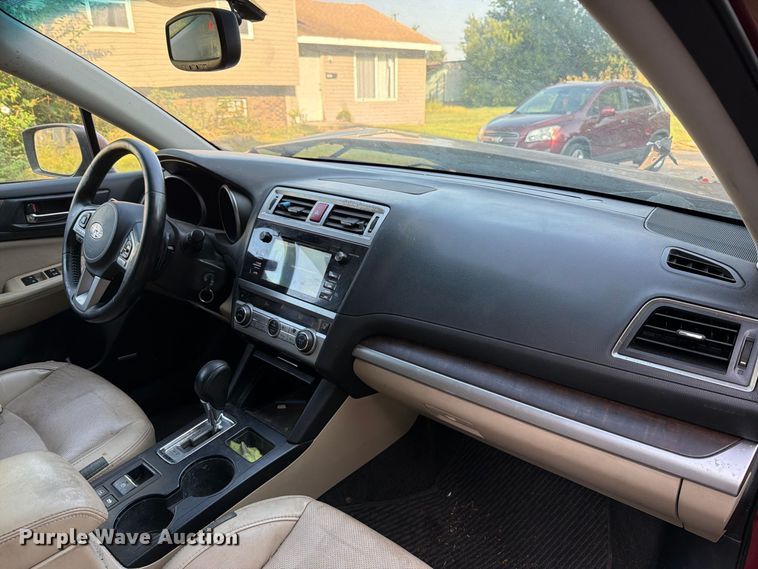 image for item FT6350 2015 Subaru Outback SUV