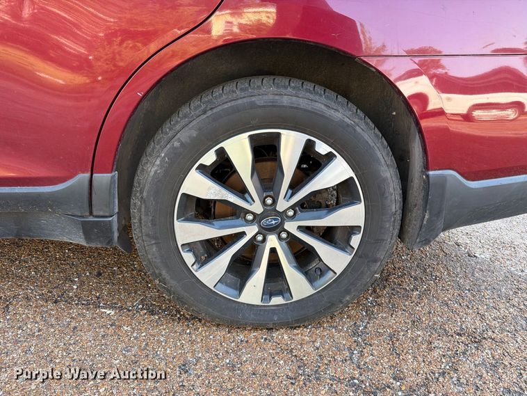 image for item FT6350 2015 Subaru Outback SUV