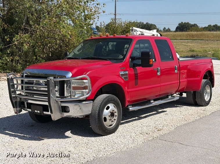image for item FT6354 2008 Ford F350 Super Duty Crew Cab pickup truck