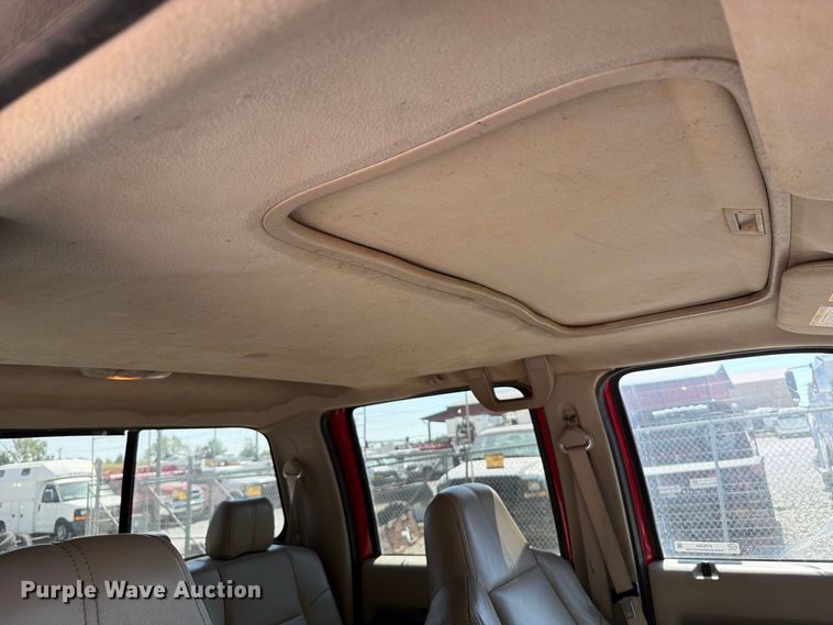 image for item FT6354 2008 Ford F350 Super Duty Crew Cab pickup truck