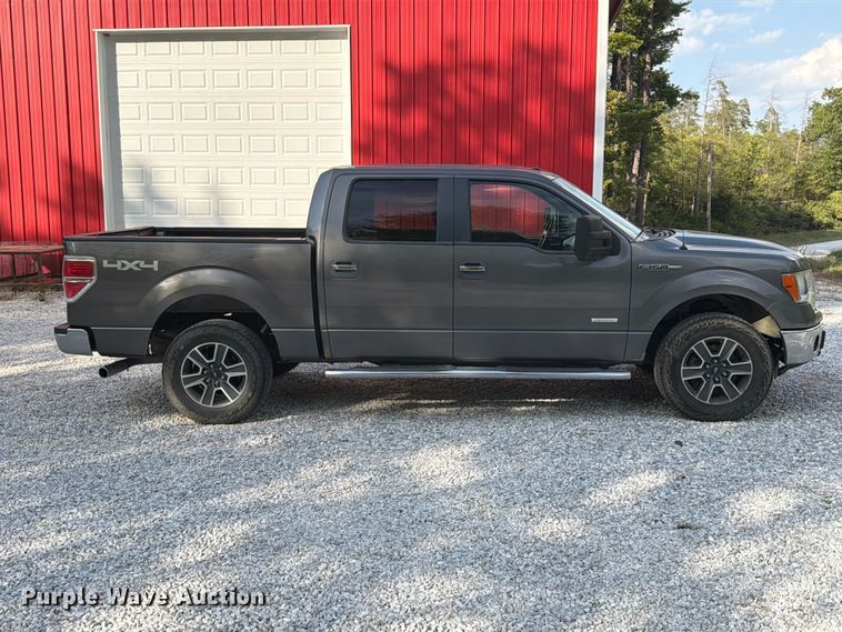 image for item FT6357 2013 Ford F150 XLT Crew Cab pickup truck