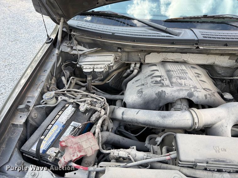 image for item FT6357 2013 Ford F150 XLT Crew Cab pickup truck