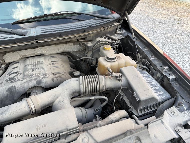 image for item FT6357 2013 Ford F150 XLT Crew Cab pickup truck