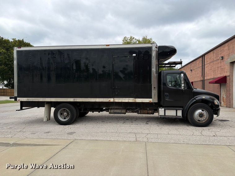 image for item FT6364 2014 Freightliner M2 box truck