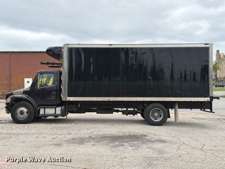 image for item FT6364 2014 Freightliner M2 box truck