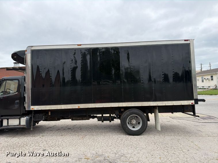 image for item FT6364 2014 Freightliner M2 box truck