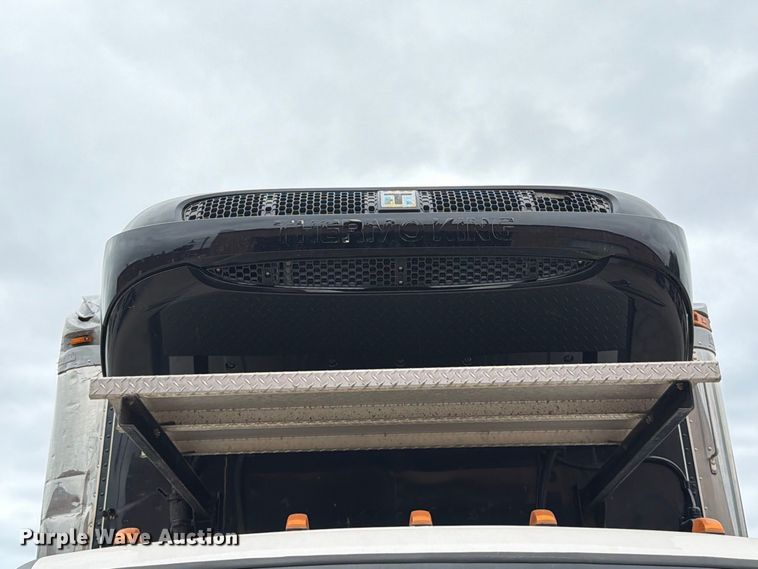 image for item FT6364 2014 Freightliner M2 box truck