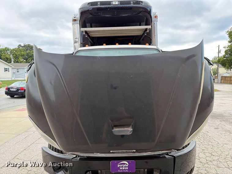 image for item FT6364 2014 Freightliner M2 box truck