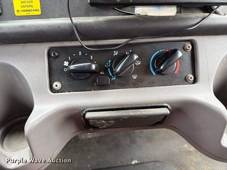 image for item FT6364 2014 Freightliner M2 box truck