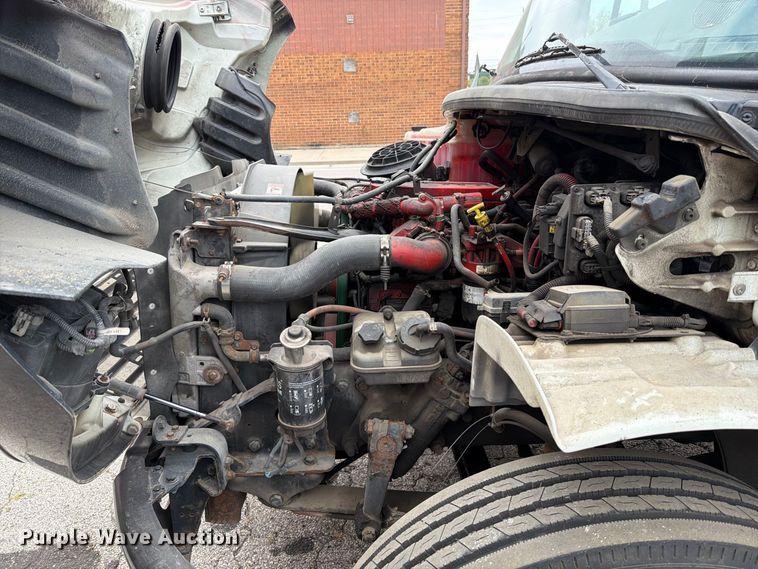 image for item FT6364 2014 Freightliner M2 box truck