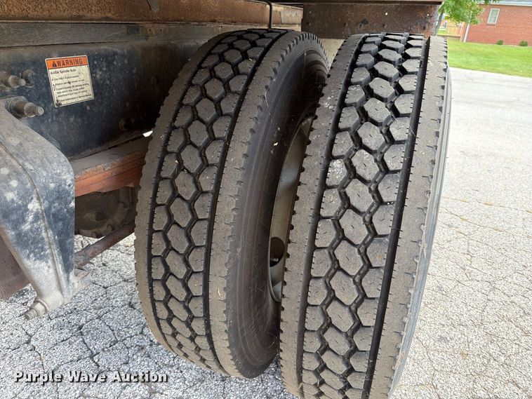 image for item FT6364 2014 Freightliner M2 box truck