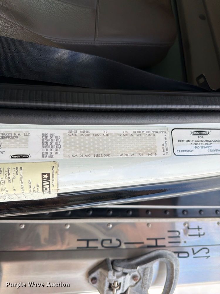 image for item FT6364 2014 Freightliner M2 box truck