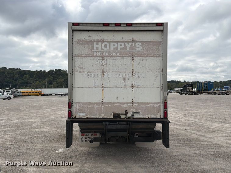 image for item FT6365 2005 Mitsubishi Fuso FE649 box truck
