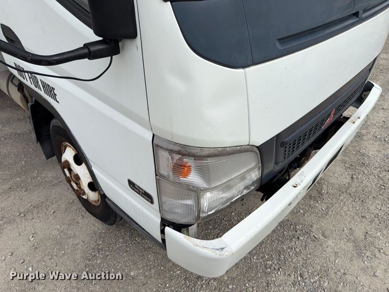 image for item FT6365 2005 Mitsubishi Fuso FE649 box truck