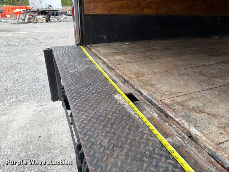 image for item FT6365 2005 Mitsubishi Fuso FE649 box truck