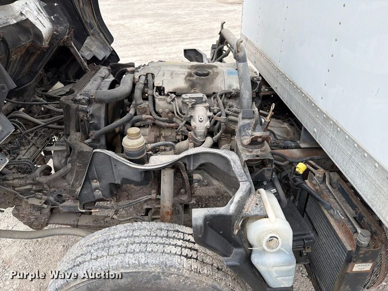 image for item FT6365 2005 Mitsubishi Fuso FE649 box truck