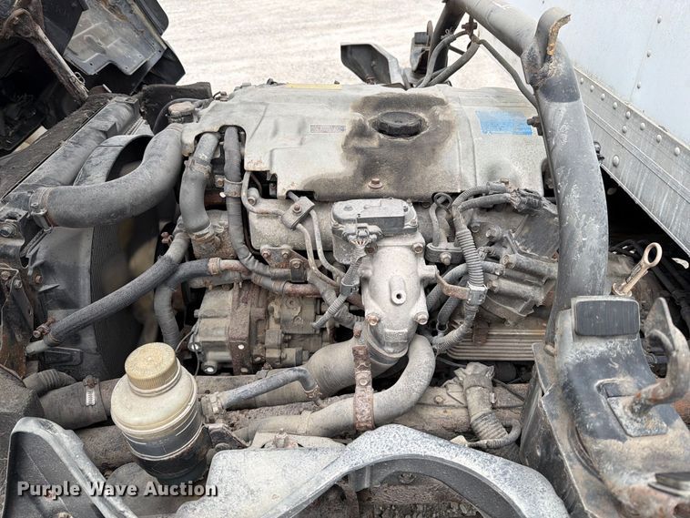 image for item FT6365 2005 Mitsubishi Fuso FE649 box truck