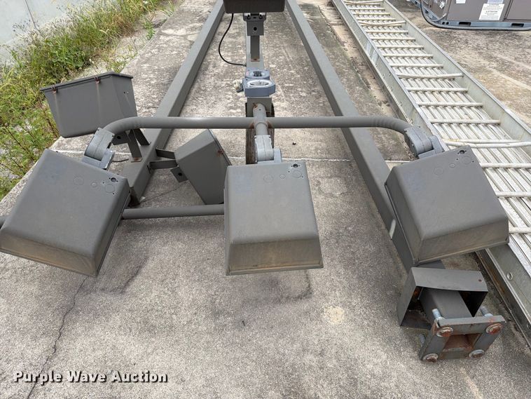 image for item FT6377 (3) Lamp posts