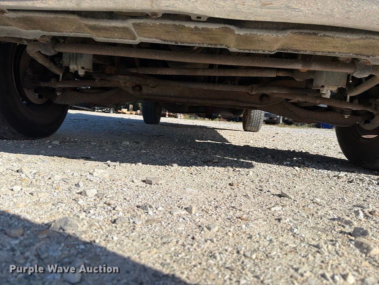 image for item FT6386 1995 Dodge Ram Wagon van