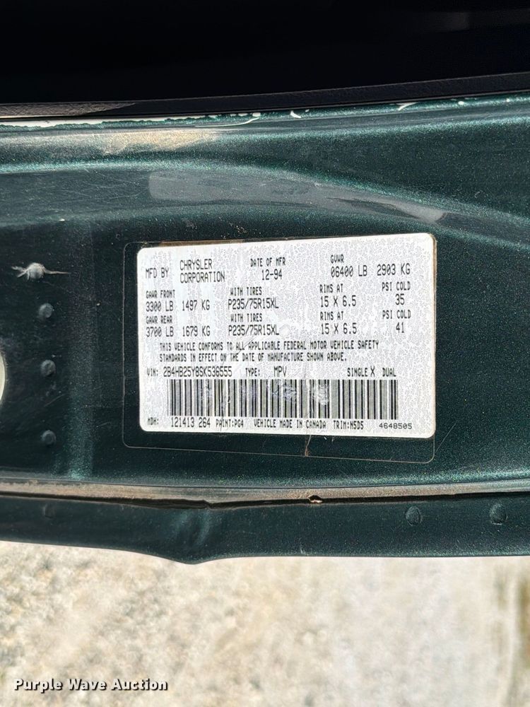 image for item FT6386 1995 Dodge Ram Wagon van