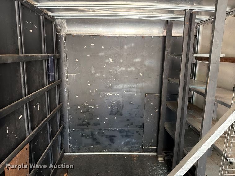 image for item FT6387 2000 International 4700 box truck