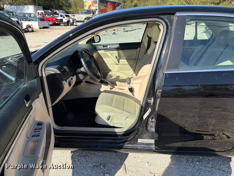 image for item FT6388 2010 Volkswagen Jetta TDI 
