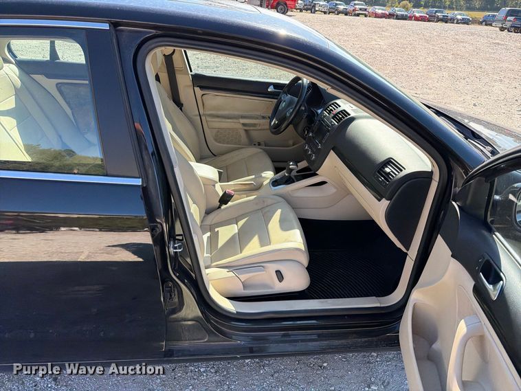 image for item FT6388 2010 Volkswagen Jetta TDI 
