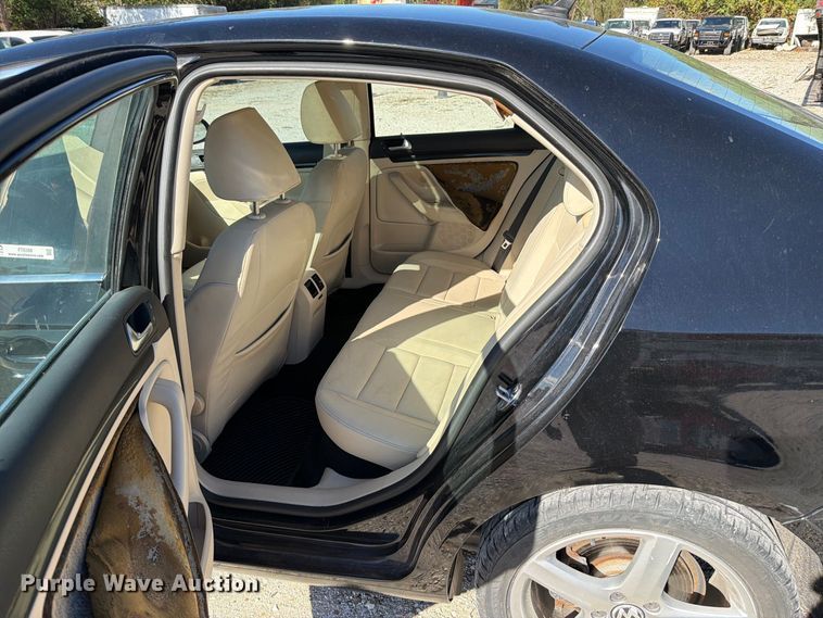 image for item FT6388 2010 Volkswagen Jetta TDI 