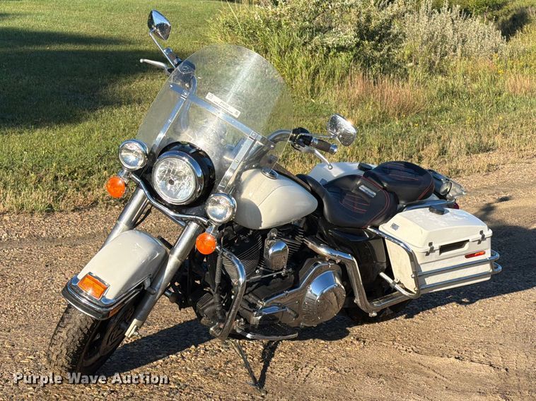 image for item FT6733 2005 Harley-Davidson Road King Police motorcycle