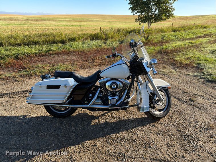 image for item FT6733 2005 Harley-Davidson Road King Police motorcycle