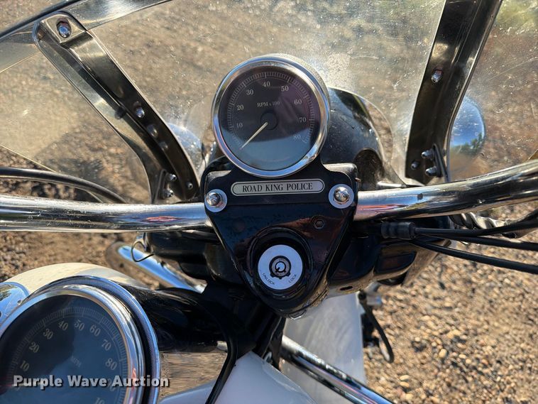 image for item FT6733 2005 Harley-Davidson Road King Police motorcycle