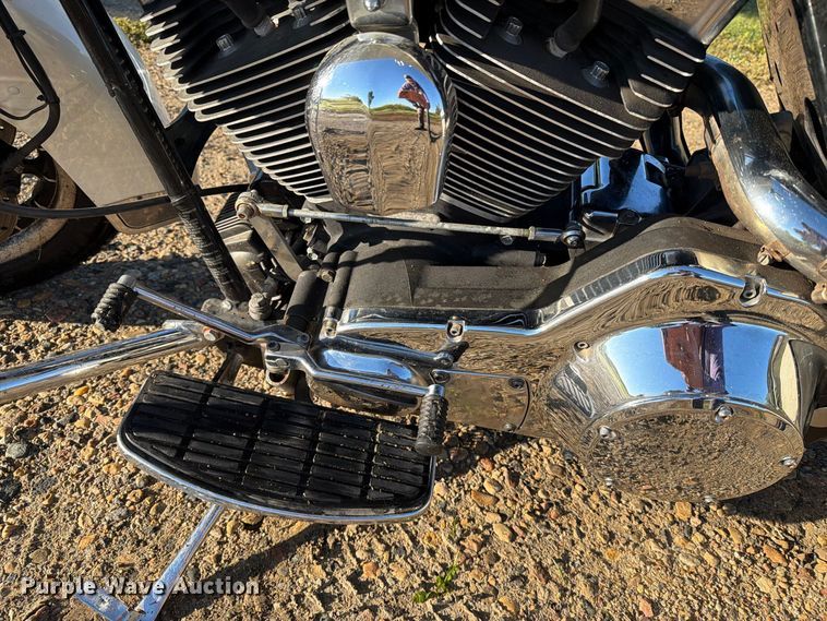 image for item FT6733 2005 Harley-Davidson Road King Police motorcycle