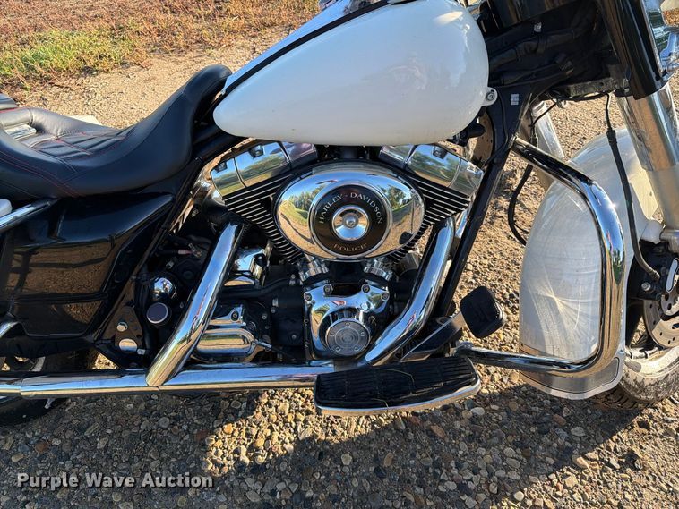 image for item FT6733 2005 Harley-Davidson Road King Police motorcycle