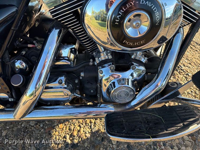 image for item FT6733 2005 Harley-Davidson Road King Police motorcycle