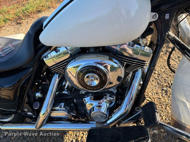 image for item FT6733 2005 Harley-Davidson Road King Police motorcycle