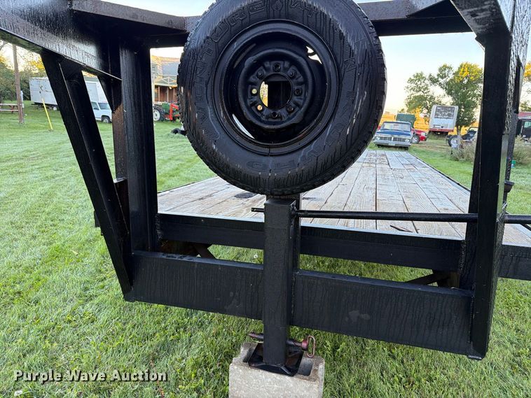image for item FT6734 1989 Trail Boss Trailer flatbed trailer