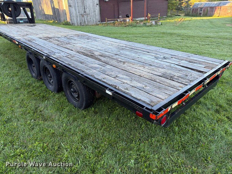 image for item FT6734 1989 Trail Boss Trailer flatbed trailer