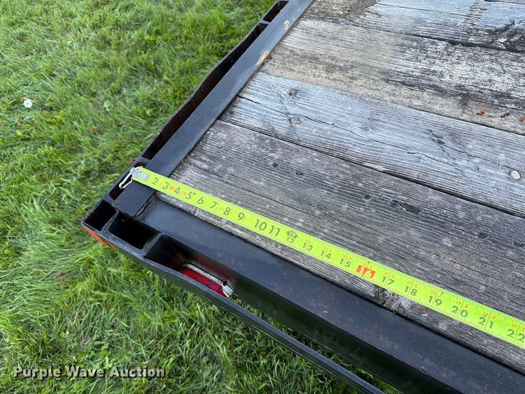 image for item FT6734 1989 Trail Boss Trailer flatbed trailer