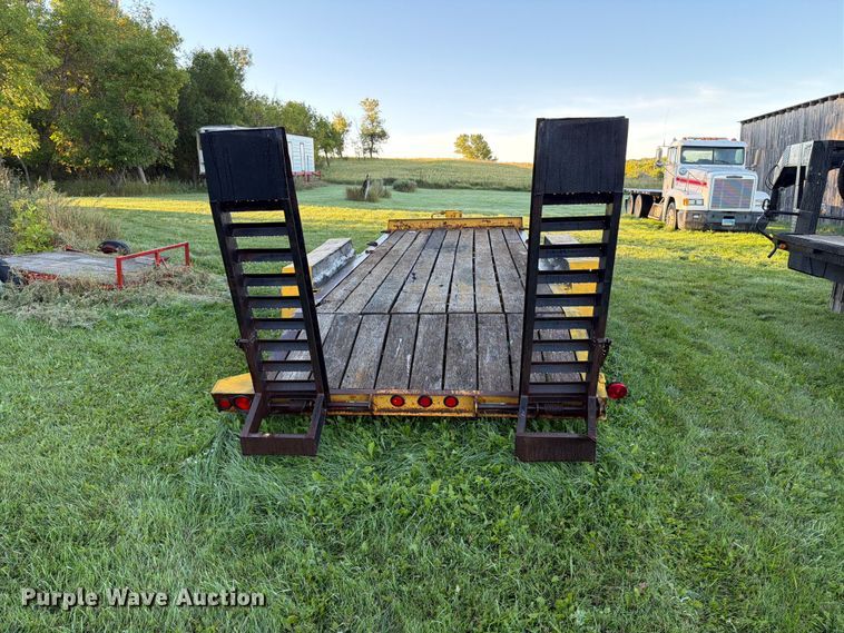 image for item FT6735 1998 Redi Haul Trailers equipment trailer