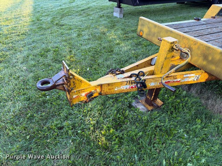 image for item FT6735 1998 Redi Haul Trailers equipment trailer