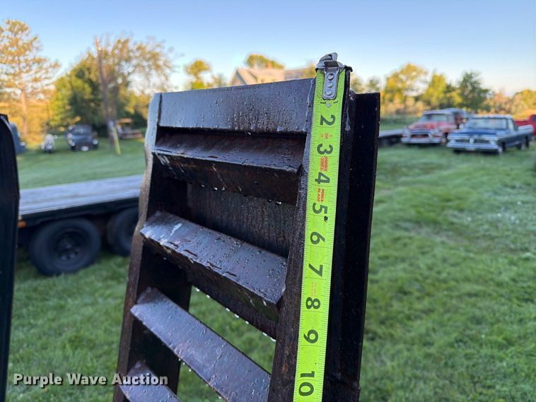 image for item FT6735 1998 Redi Haul Trailers equipment trailer