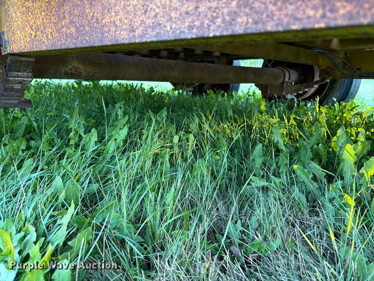 image for item FT6735 1998 Redi Haul Trailers equipment trailer