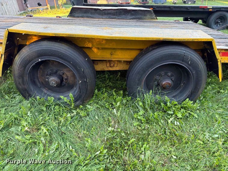 image for item FT6735 1998 Redi Haul Trailers equipment trailer