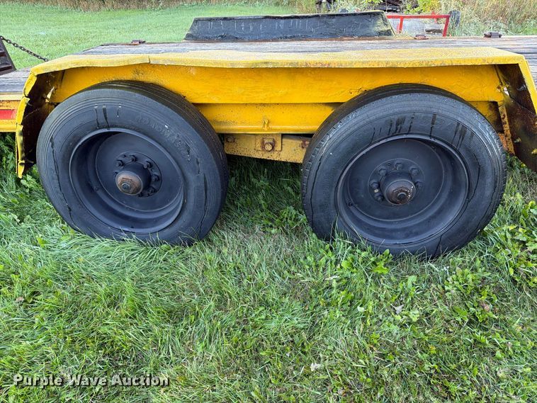 image for item FT6735 1998 Redi Haul Trailers equipment trailer