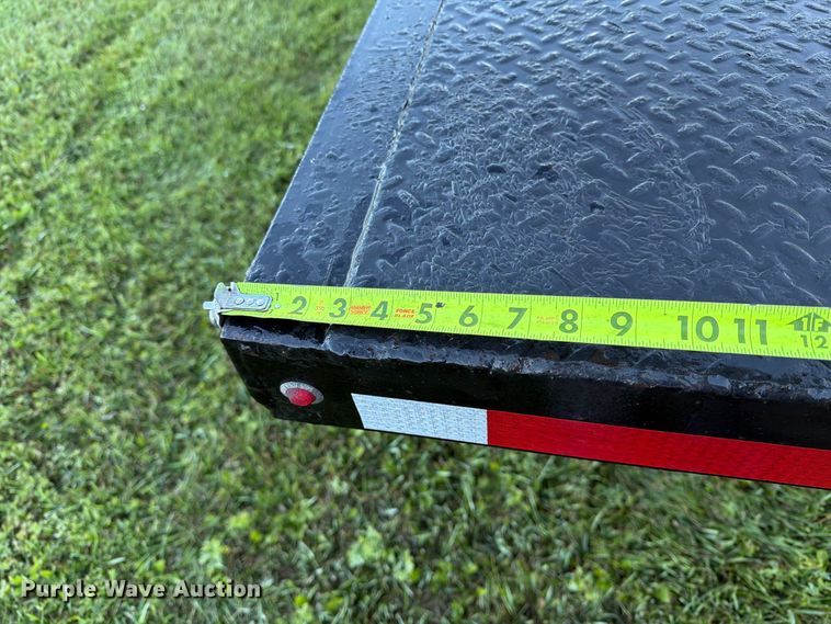 image for item FT6736 1995 Freightliner USF-1E flatbed truck