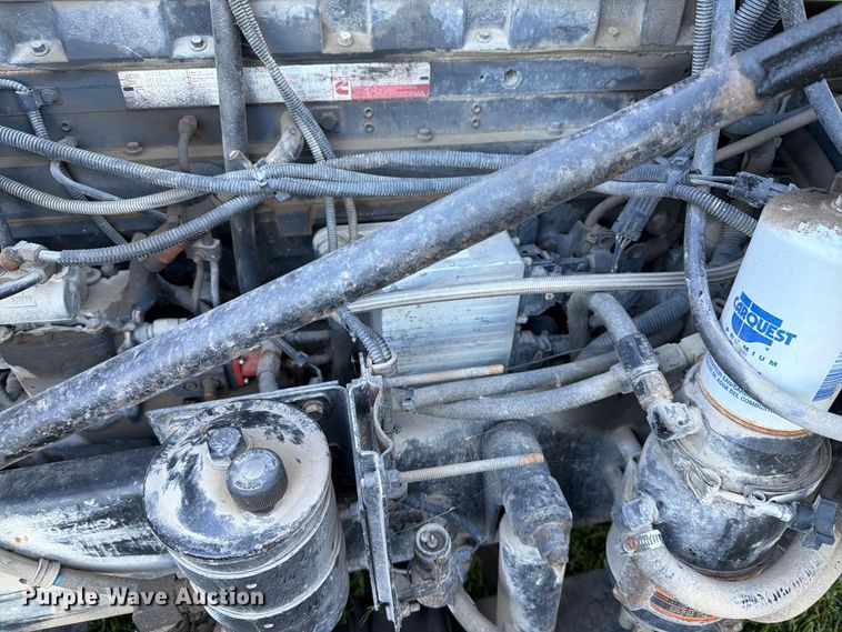 image for item FT6736 1995 Freightliner USF-1E flatbed truck