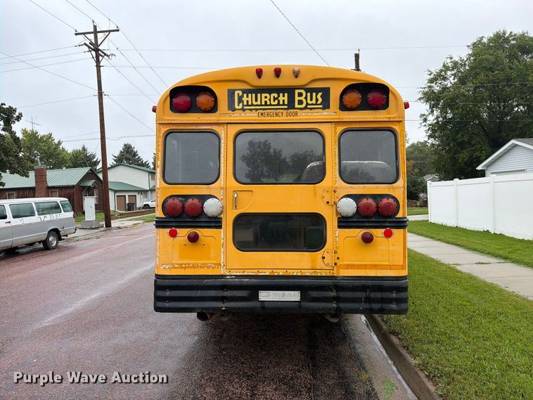 image for item FT6739 1996 Chevrolet Bluebird school bus