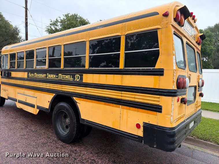image for item FT6739 1996 Chevrolet Bluebird school bus