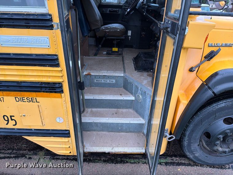 image for item FT6739 1996 Chevrolet Bluebird school bus